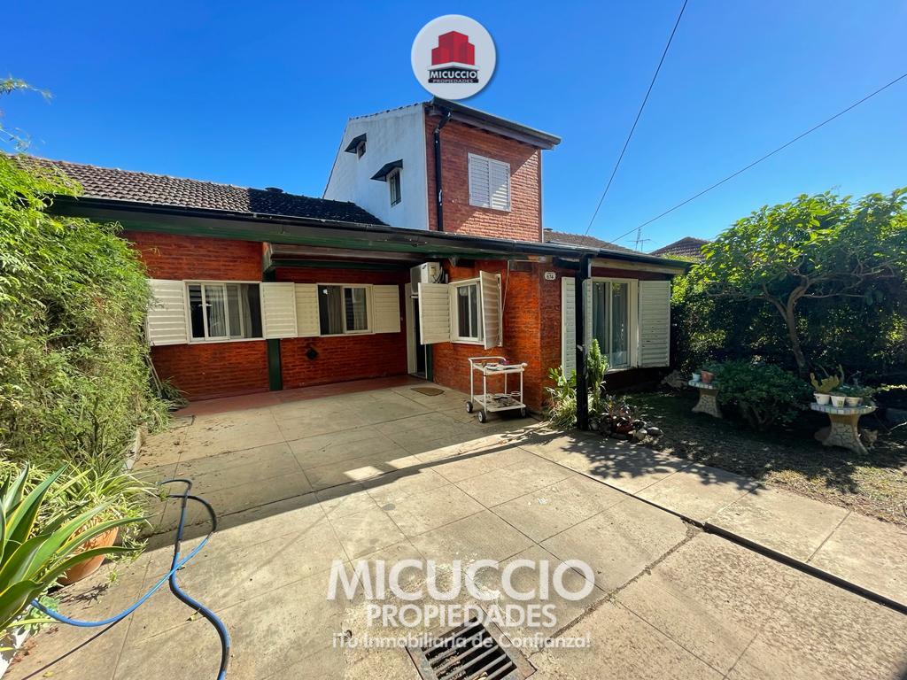 #2442988 | Sale | House | Coprovi (Micuccio Propiedades)