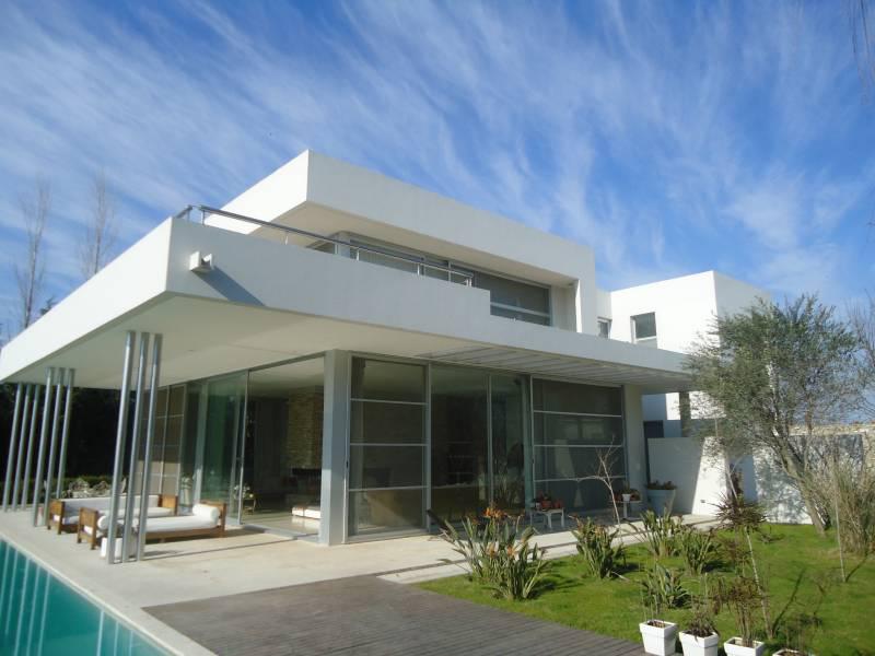 #5069517 | Venta | Casa | Santa Catalina (Toribio Achaval - Nordelta -Tigre)