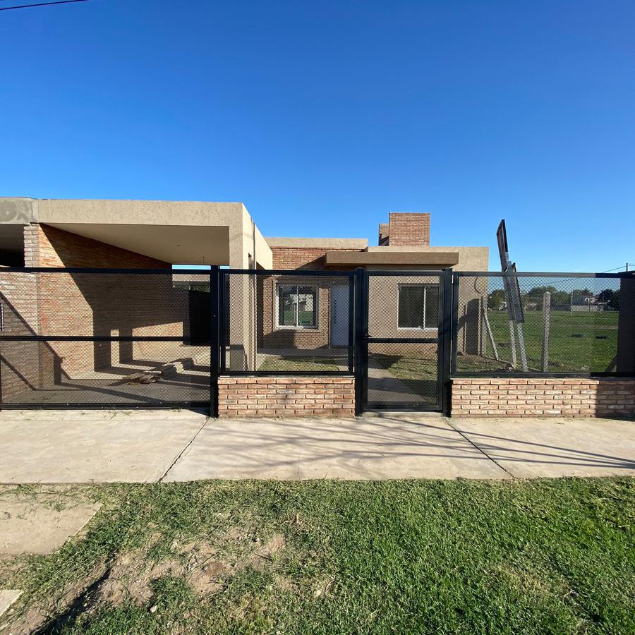 #3878361 | Venta | Casa | Pueblo Esther (Bruno Capucci Propiedades)