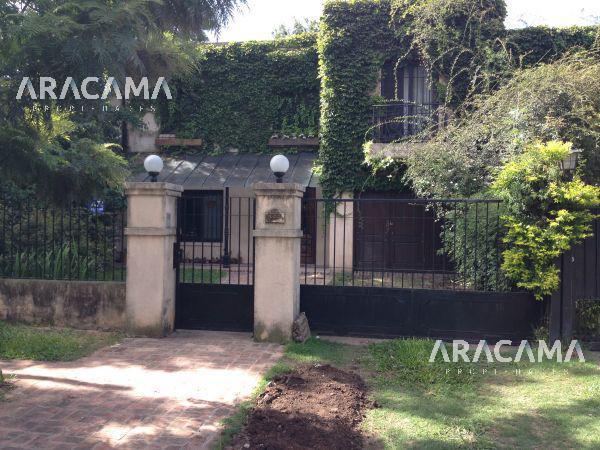 #4930256 | Sale | House | Monte Grande (Aracama Propiedades)