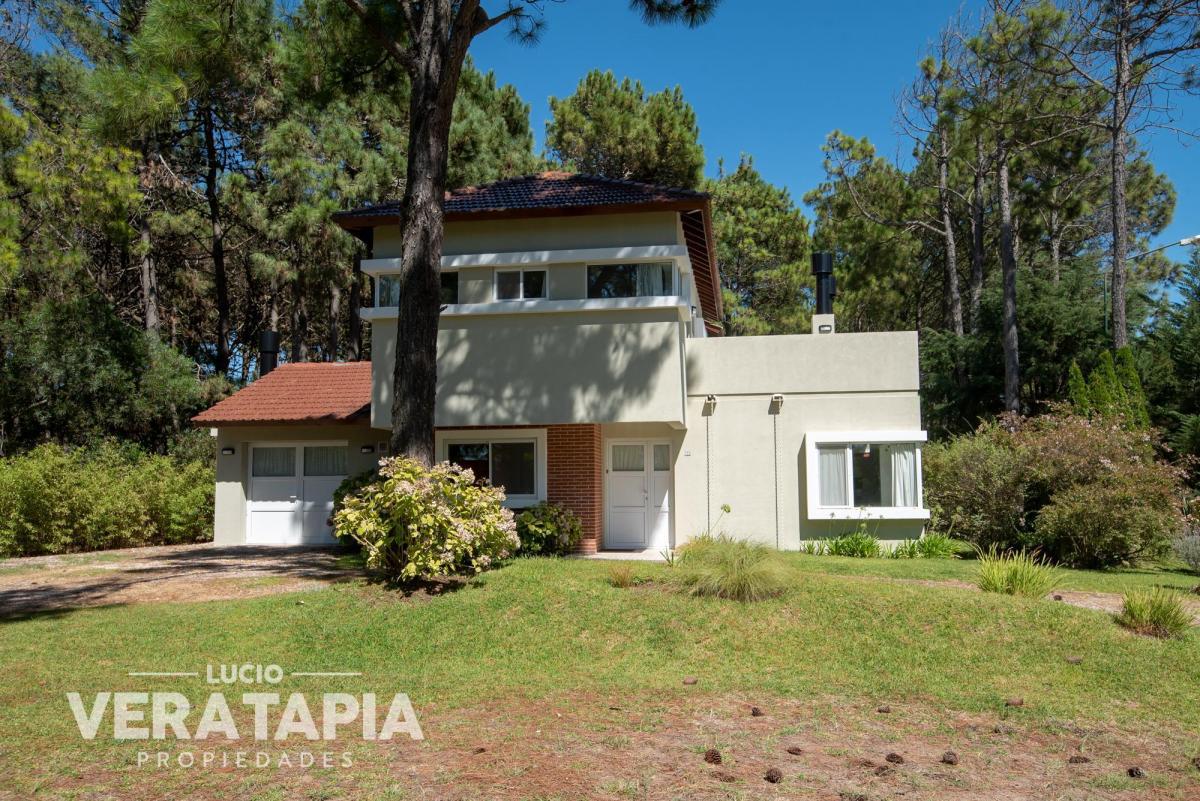 #4366211 | Venta | Casa | Pinamar (Lucio Vera Tapia)