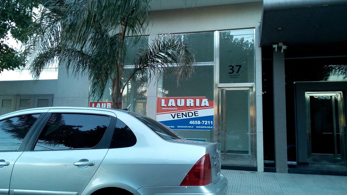 #784234 | Venta | Local | Haedo (Lauria)