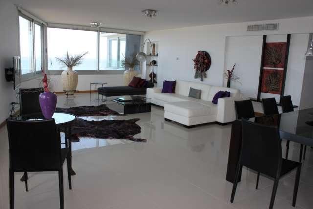 #2423036 | Temporary Rental | Apartment | Playa Brava (Kuste House Hunting)