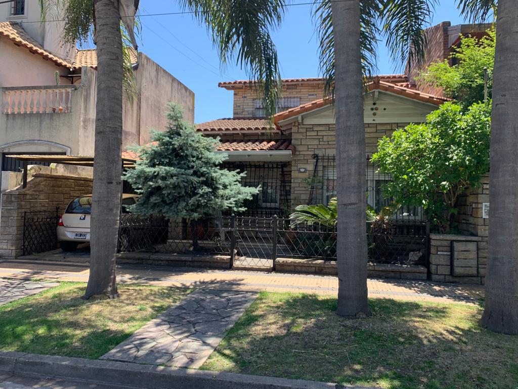 #3423776 | Venta | Casa | Castelar Norte (Veronica Espinosa)