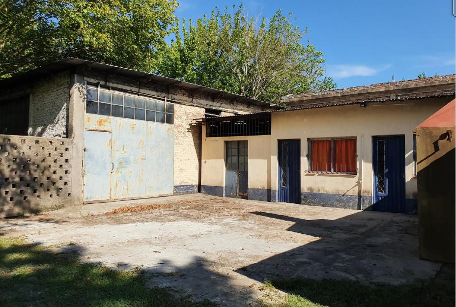 #3649784 | Venta | Galpón / Depósito / Bodega | Glew (M.Dajos Servicios Inmobiliarios)