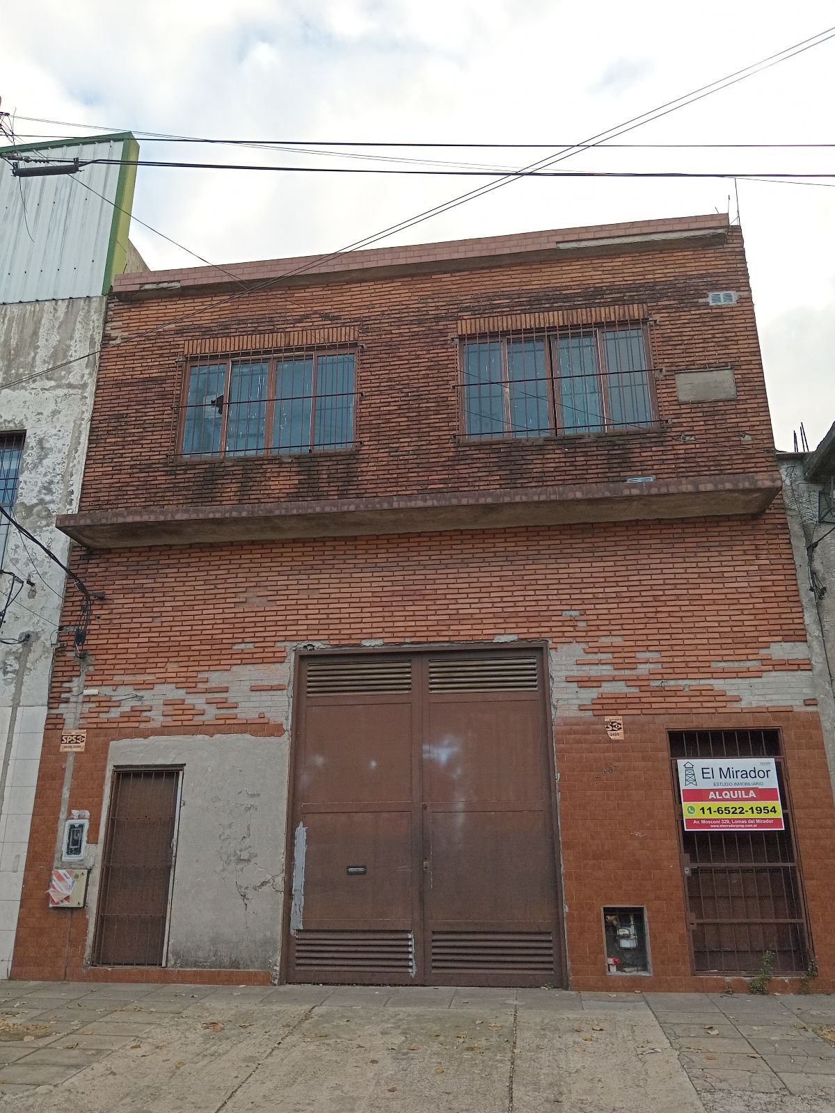 #5147313 | Alquiler | Galpón / Depósito / Bodega | Caseros (El Mirador Estudio Inmobiliario)