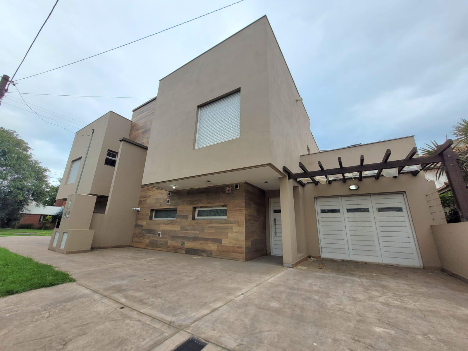 #5026753 | Venta | Casa | Constitucion (Aníbal A. Ferreira)