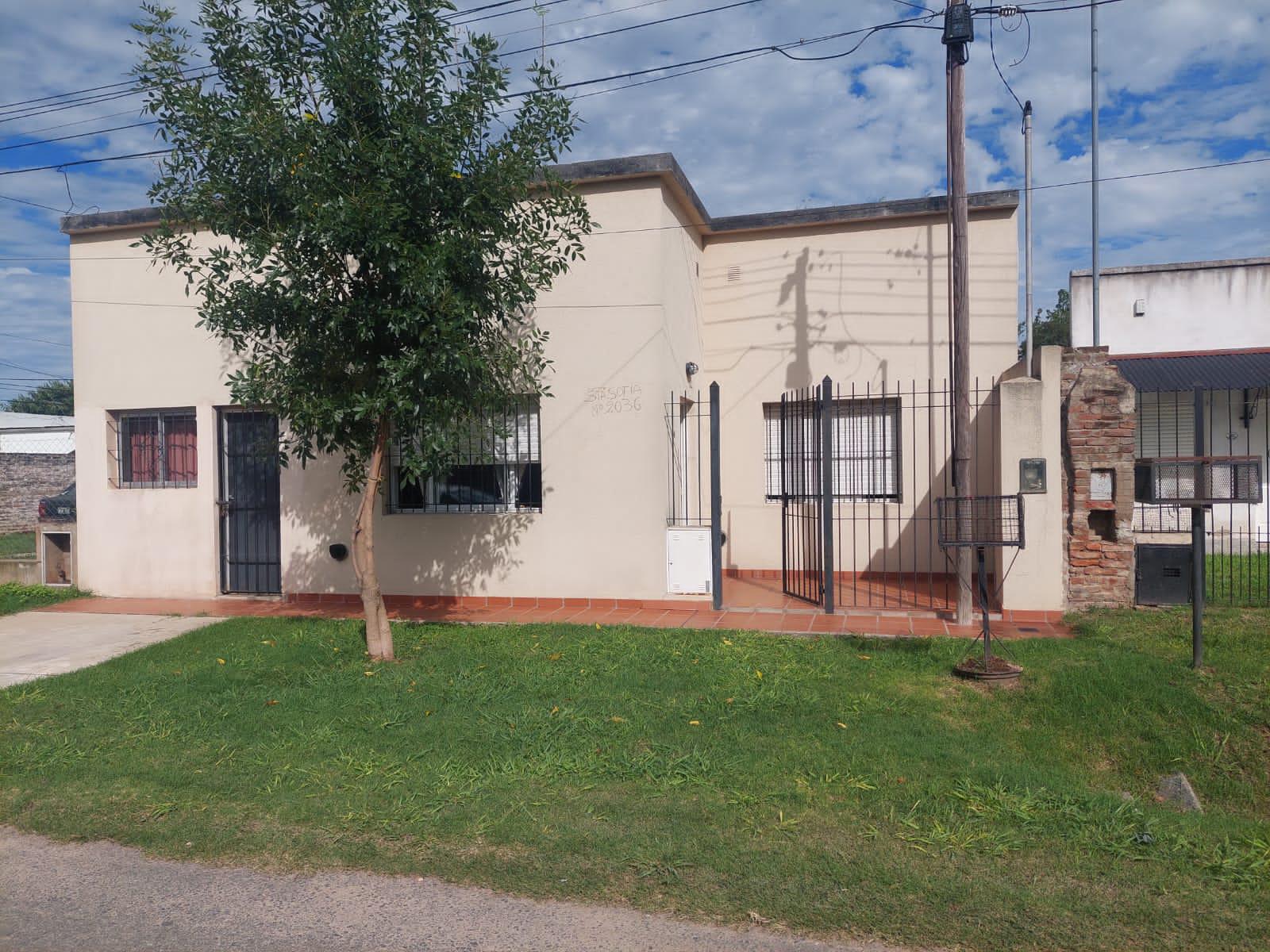 #4983855 | Venta | Casa | Lujan (Gimenez Gestión Inmobiliaria)