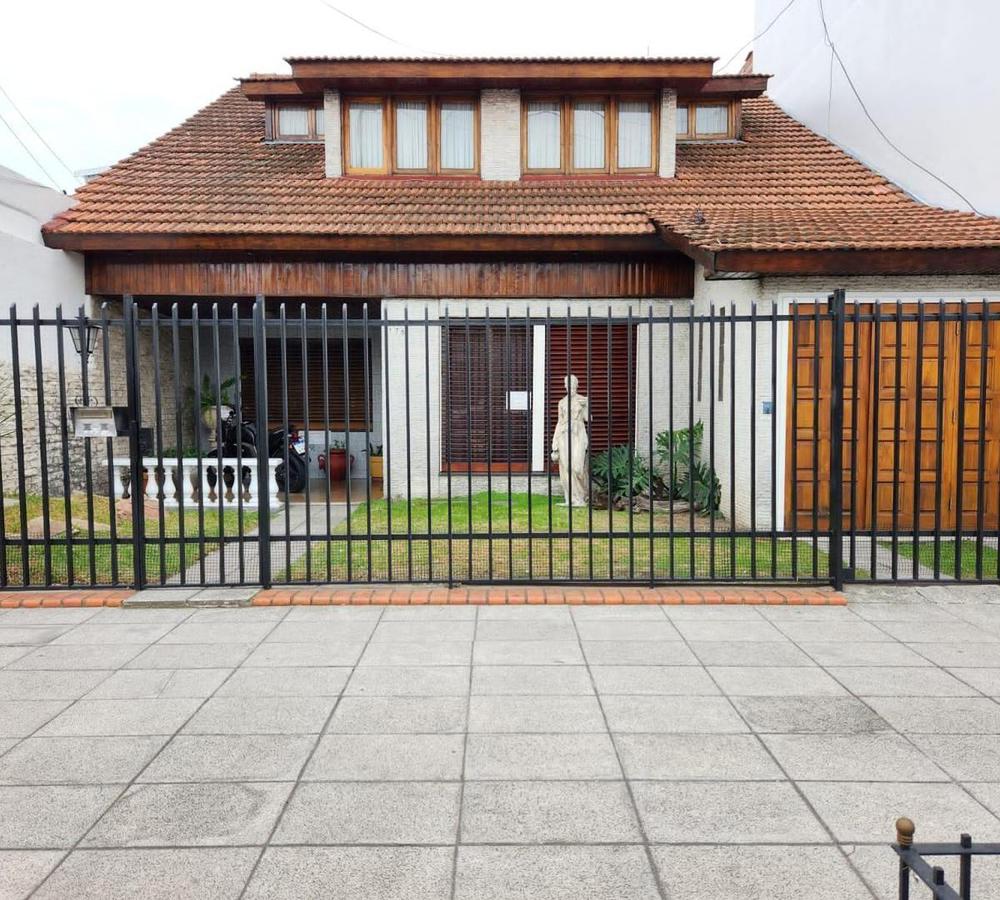 #5151704 | Venta | Casa | Moron (De Angelis Propiedades)