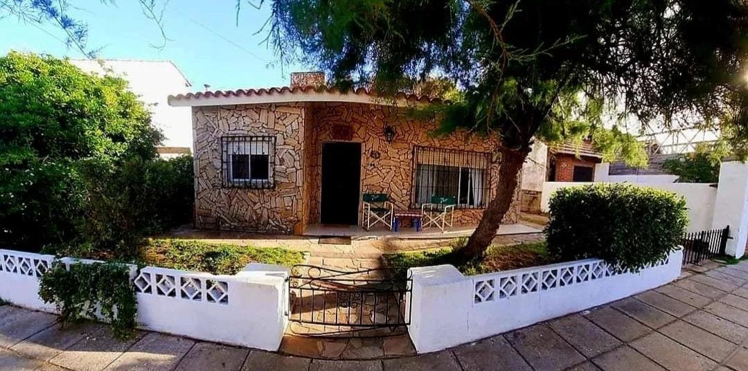 #5031195 | Venta | Casa | Mar Del Tuyu (Estudio Yacoub)