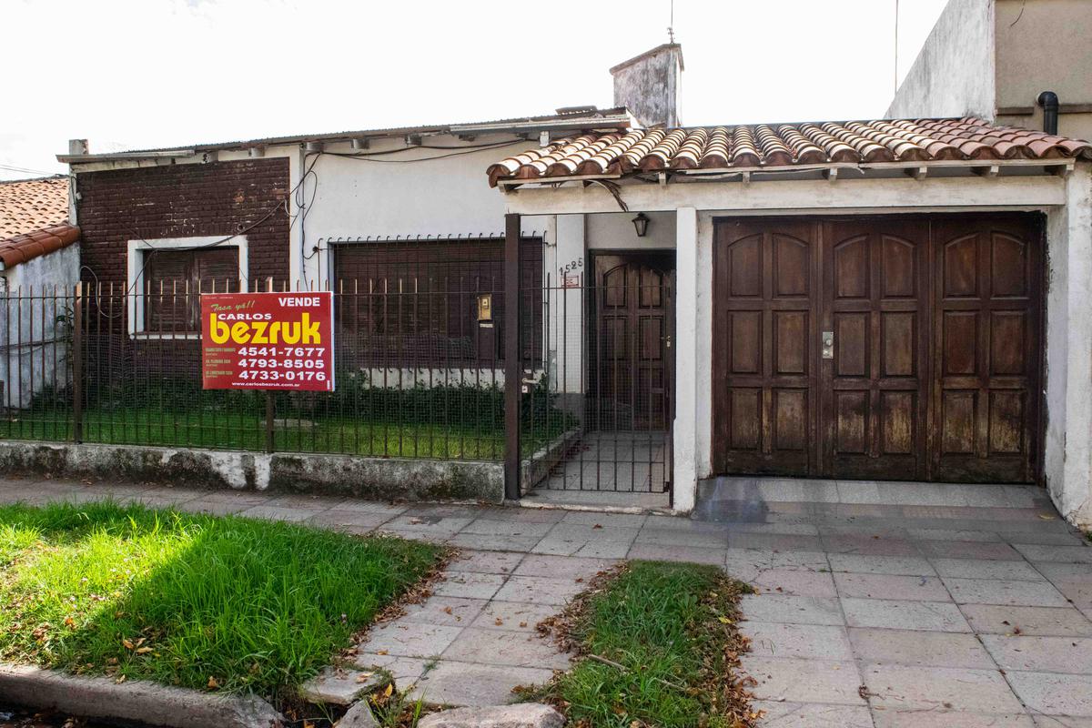 #4278175 | Venta | Casa | Martinez Santa Fe / Fleming (Bezruk Inmuebles)