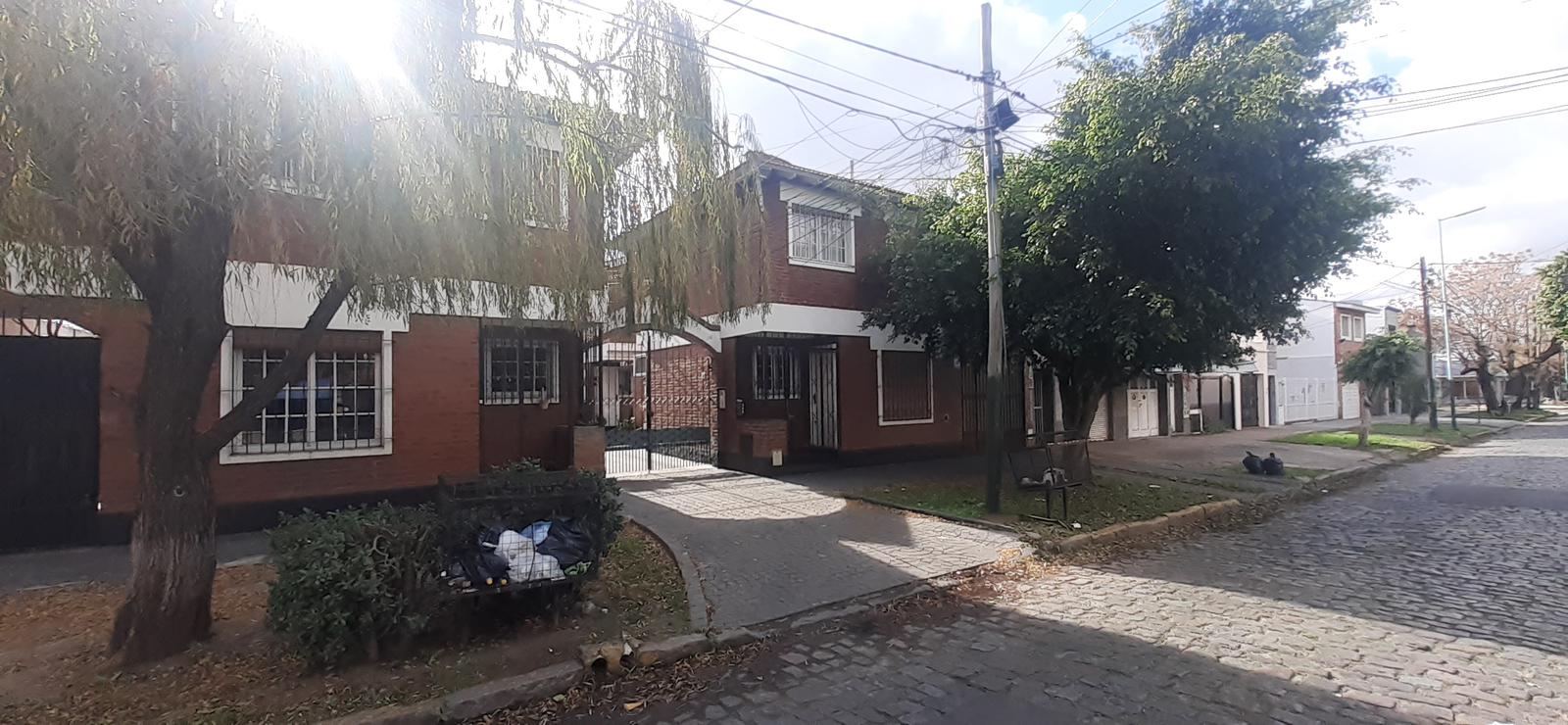 #4559049 | Venta | PH | Banfield (Cabrera Propiedades)