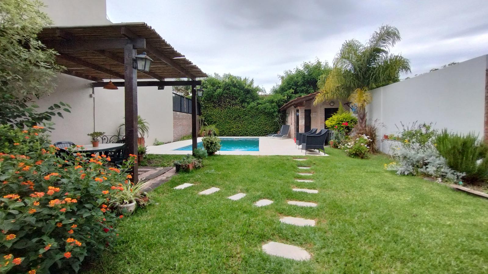 #5147400 | Venta | Casa | Horqueta (HB Bienes Raíces)