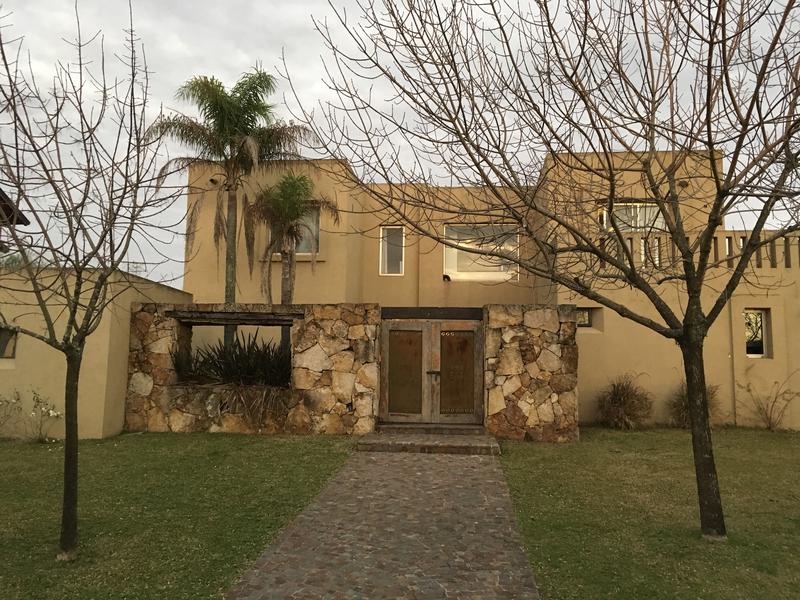 #275252 | Venta | Casa | Santa Catalina (Inmobiliaria Cingolani&DelCorral)