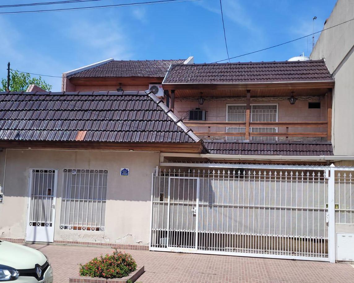 #4844235 | Venta | Casa | Lomas Del Mirador (Miriam Malizia Negocios Inmobiliarios)