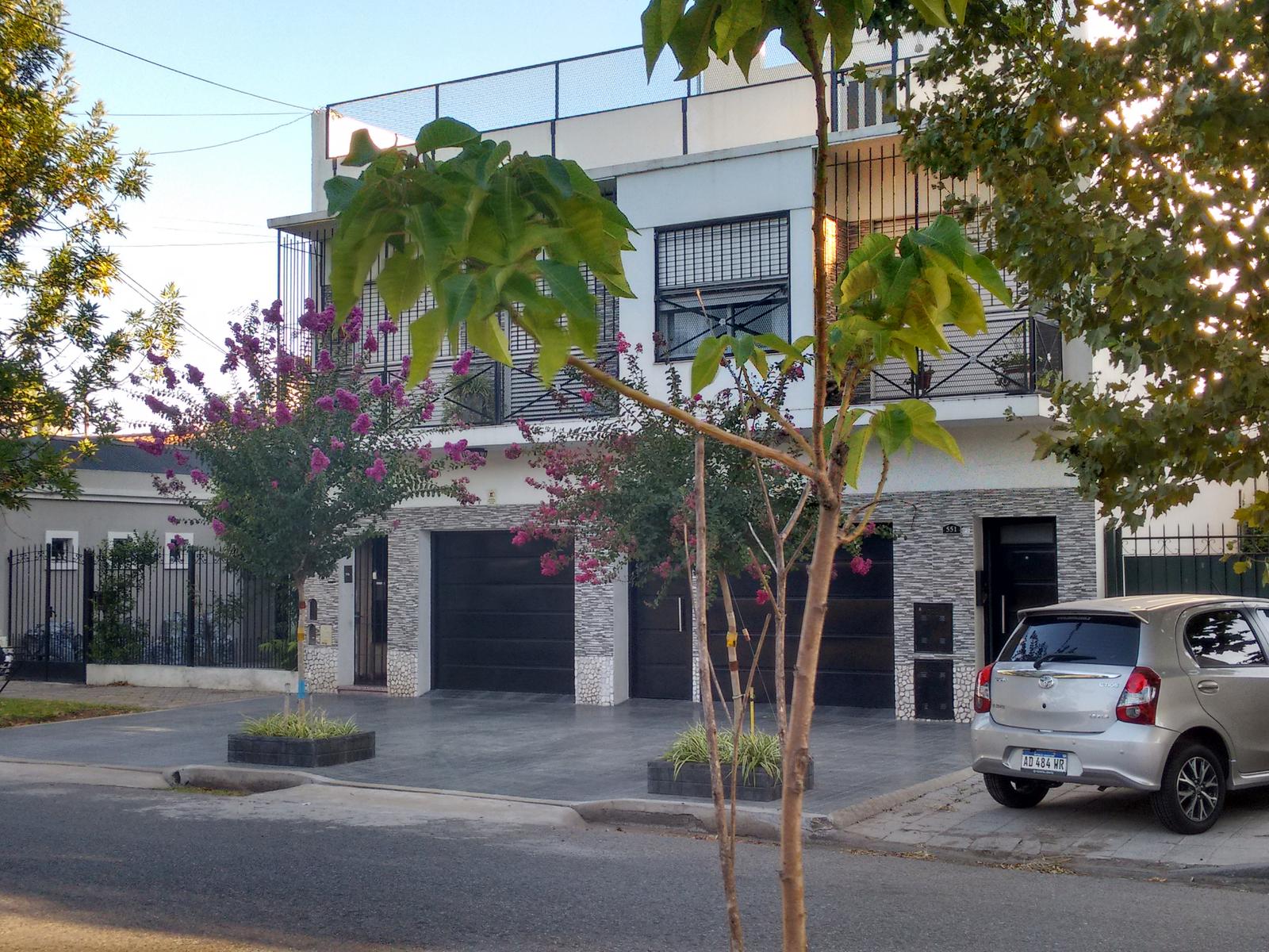 #4971887 | Venta | PH | Lomas De Zamora (Pitton Inmobiliaria)