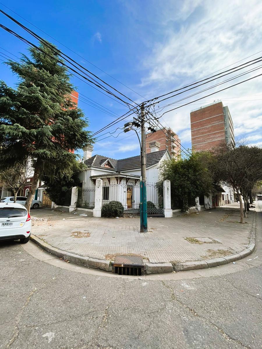 #4523220 | Venta | Casa | Echesortu (Pablo Ferrari)