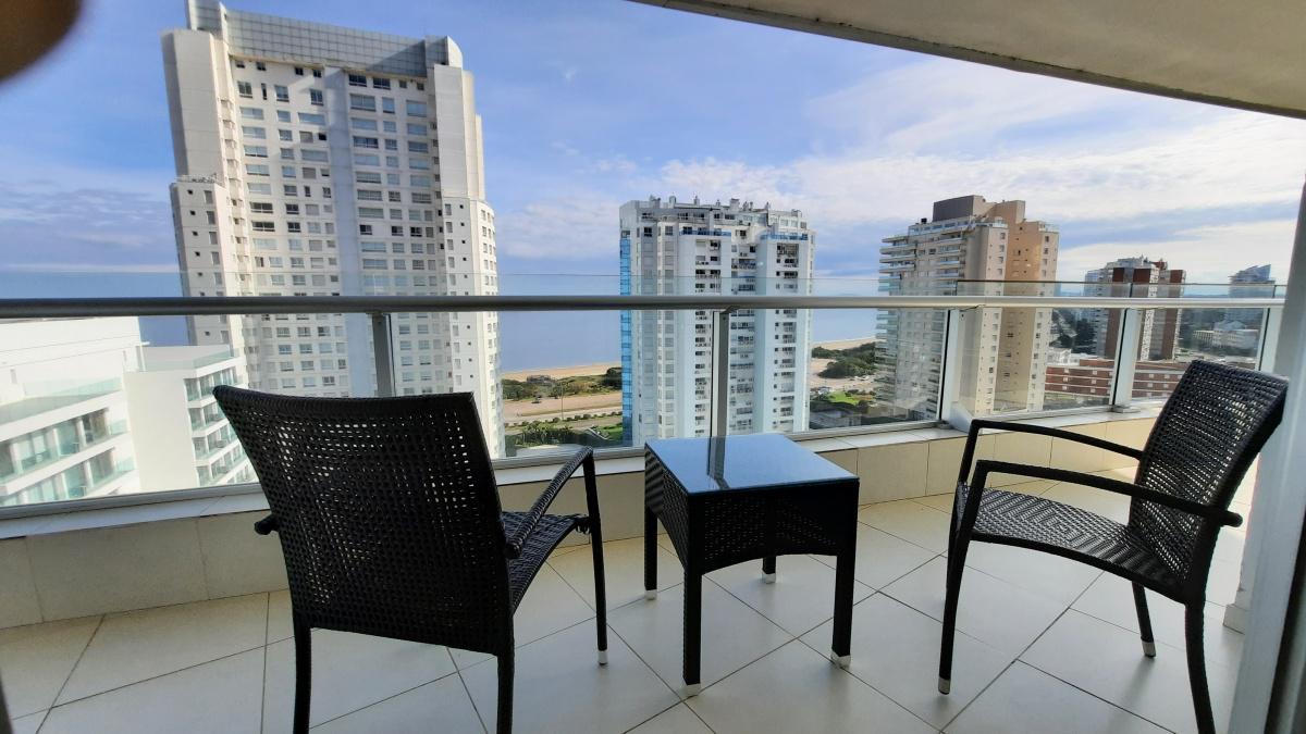 #5043967 | Temporary Rental | Apartment | Playa Mansa (DANIEL AMADO PROPIEDADES)
