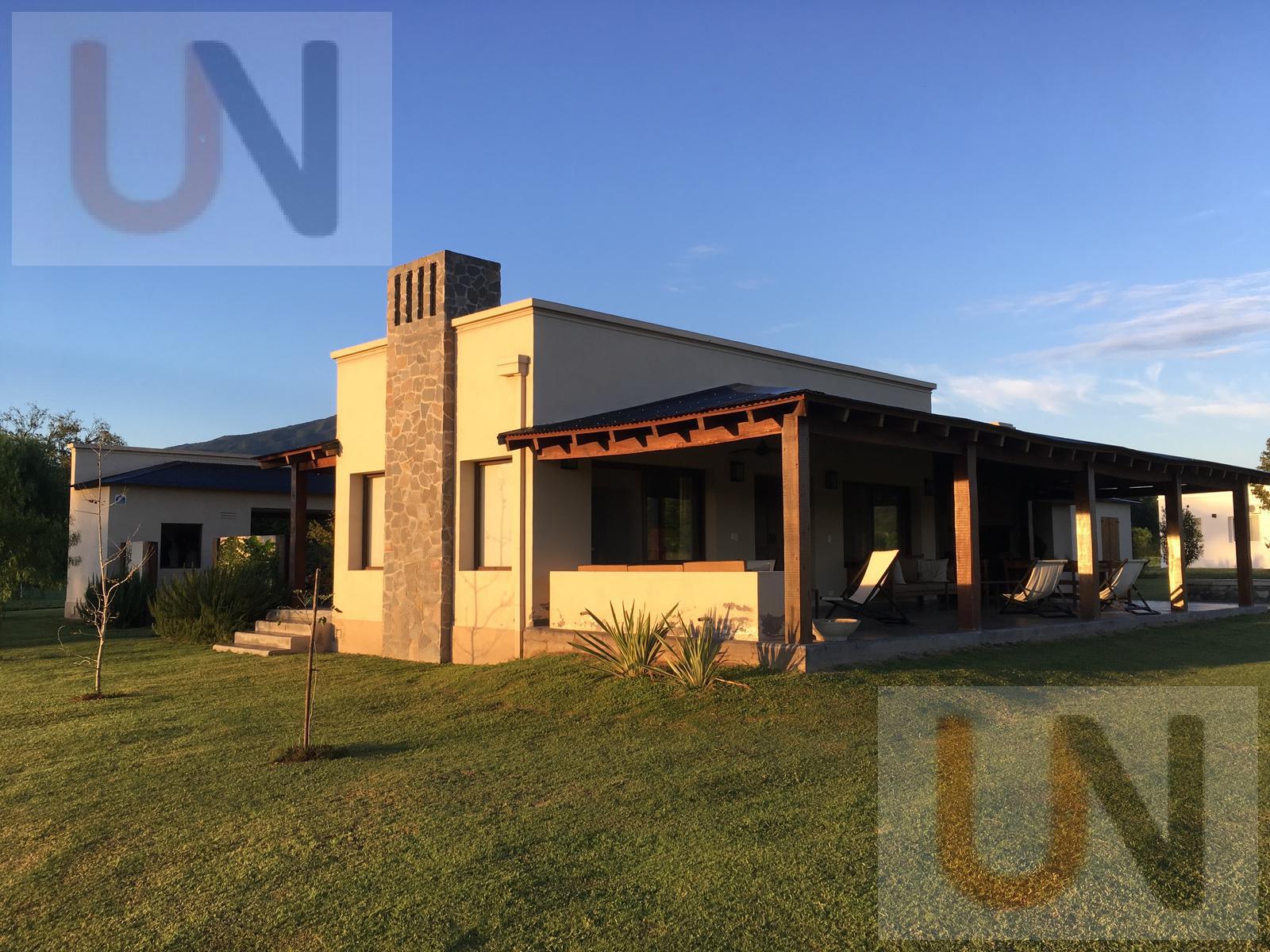 #5044198 | Venta | Casa | Tapia (Urban Network)