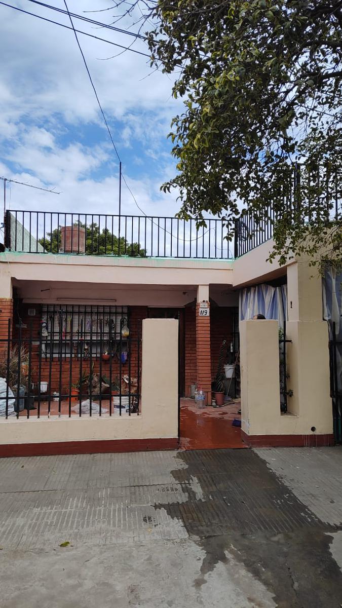 #4572035 | Venta | Casa | Rosario (Estudio Yacoub)