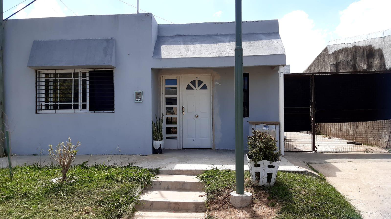 #4896002 | Venta | Casa | San Nicolas De Los Arroyos (Estudio Yacoub)