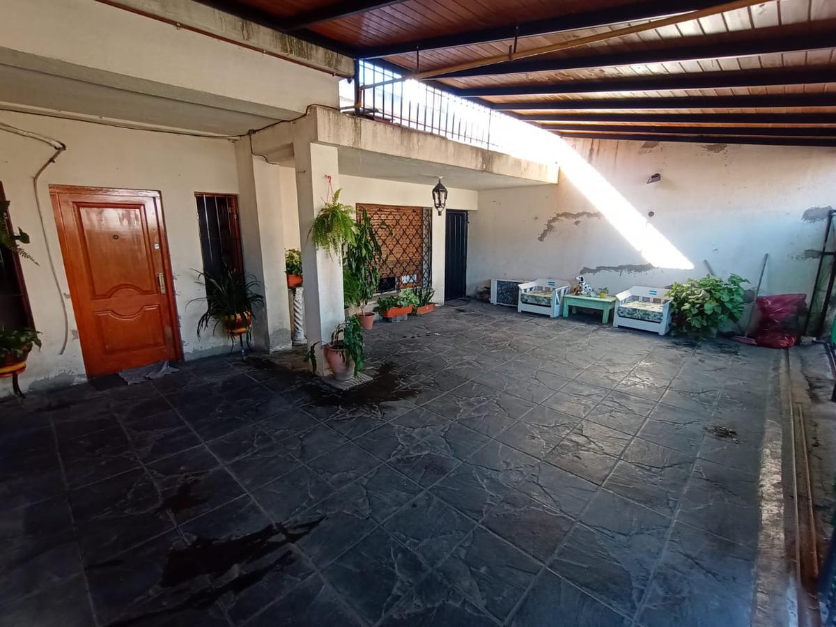 #3977344 | Venta | Casa | Alto Alberdi (DOMUS PROPIEDADES)