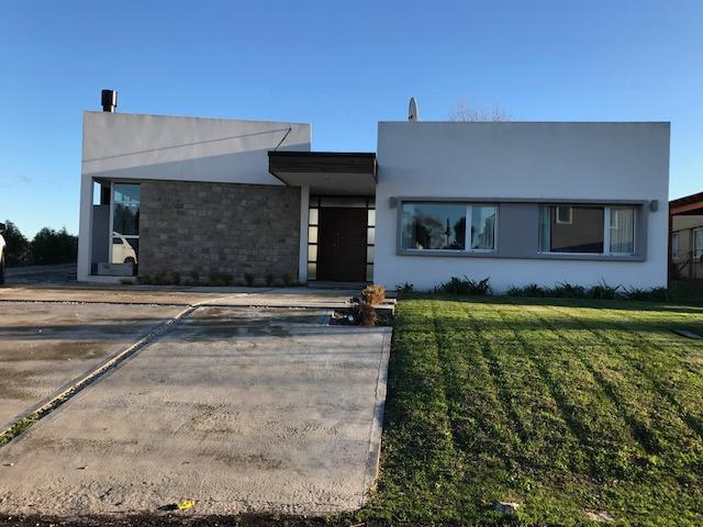 #3653832 | Venta | Casa | Mar Del Plata (ETCHEGORRY BIENES RAICES)