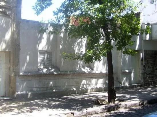 #1995935 | Venta | Casa | Boedo (BOLLÓN Propiedades & Remates)