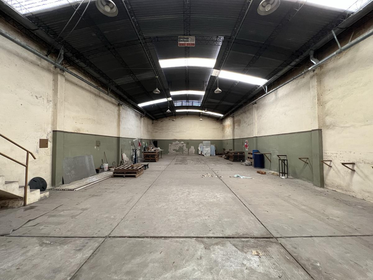 #4719341 | Sale | Warehouse | Lomas Del Mirador (Adrian Mercado)