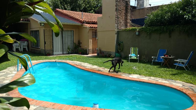 #1342804 | Venta | Casa | Temperley (JC DONSANTO PROPIEDADES)