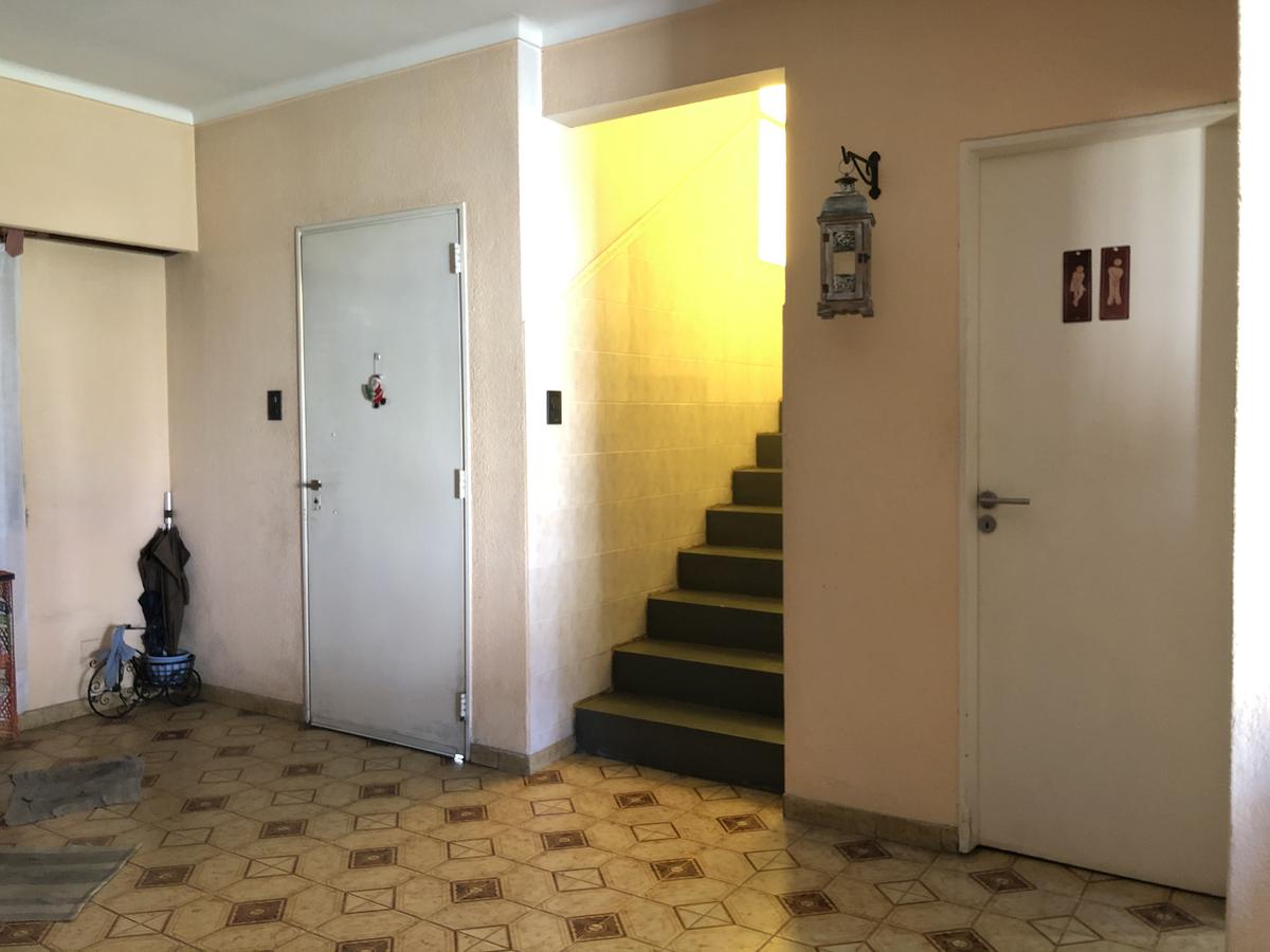 #2077433 | Venta | Casa | Adrogue (Marisa Riccieri Propiedades)