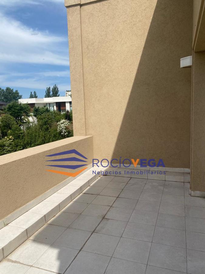 #3377101 | Venta | Casa | Campos De Alvarez (Vega Negocios Inmobiliarios)