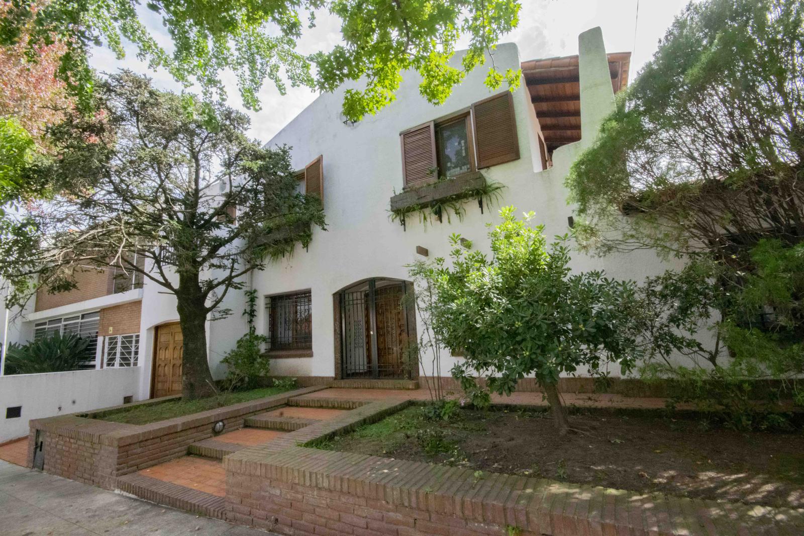 #5039042 | Sale | House | La Lucila Vias / Libertador (Bezruk Inmuebles)