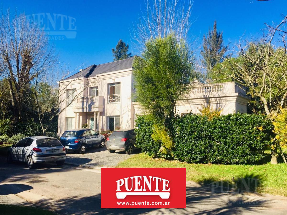 #1894674 | Venta | Casa | Solar Del Bosque (Puente Propiedades)