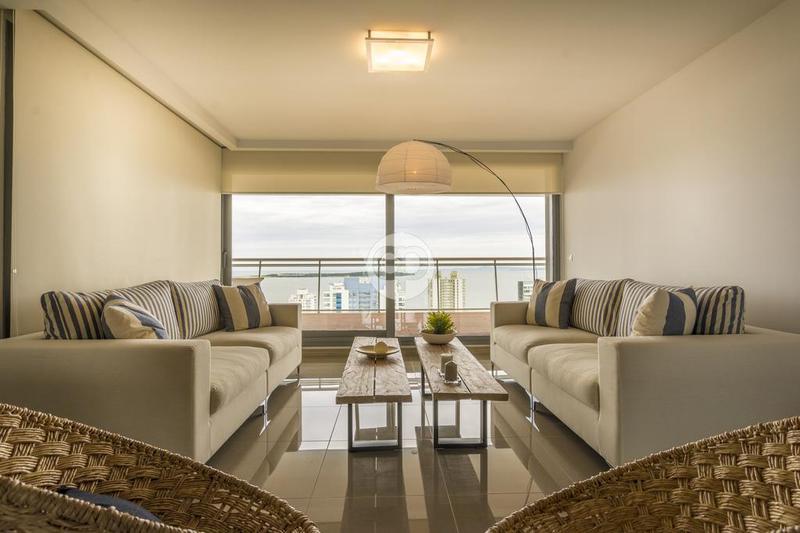 #3237731 | Temporary Rental | Apartment | Playa Brava (Emiliano Pedrozo)