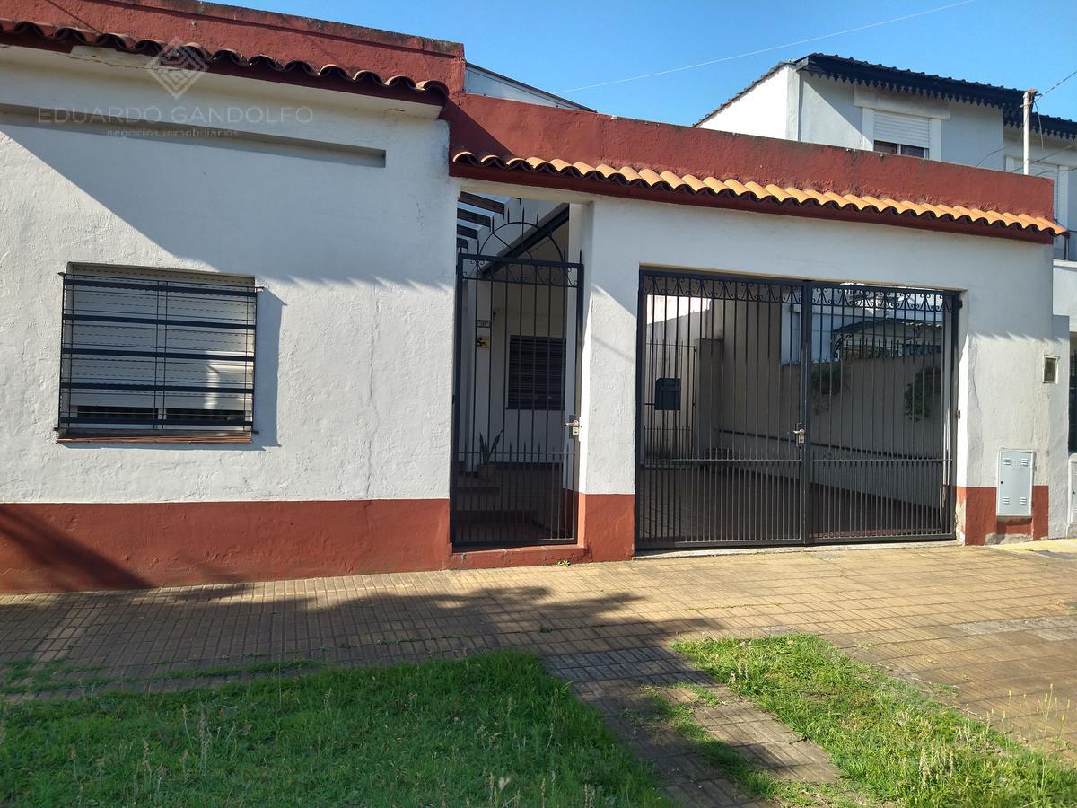 #4726433 | Venta | Casa | Lomas De Zamora (Eduardo Gandolfo - Negocios Inmobiliarios)