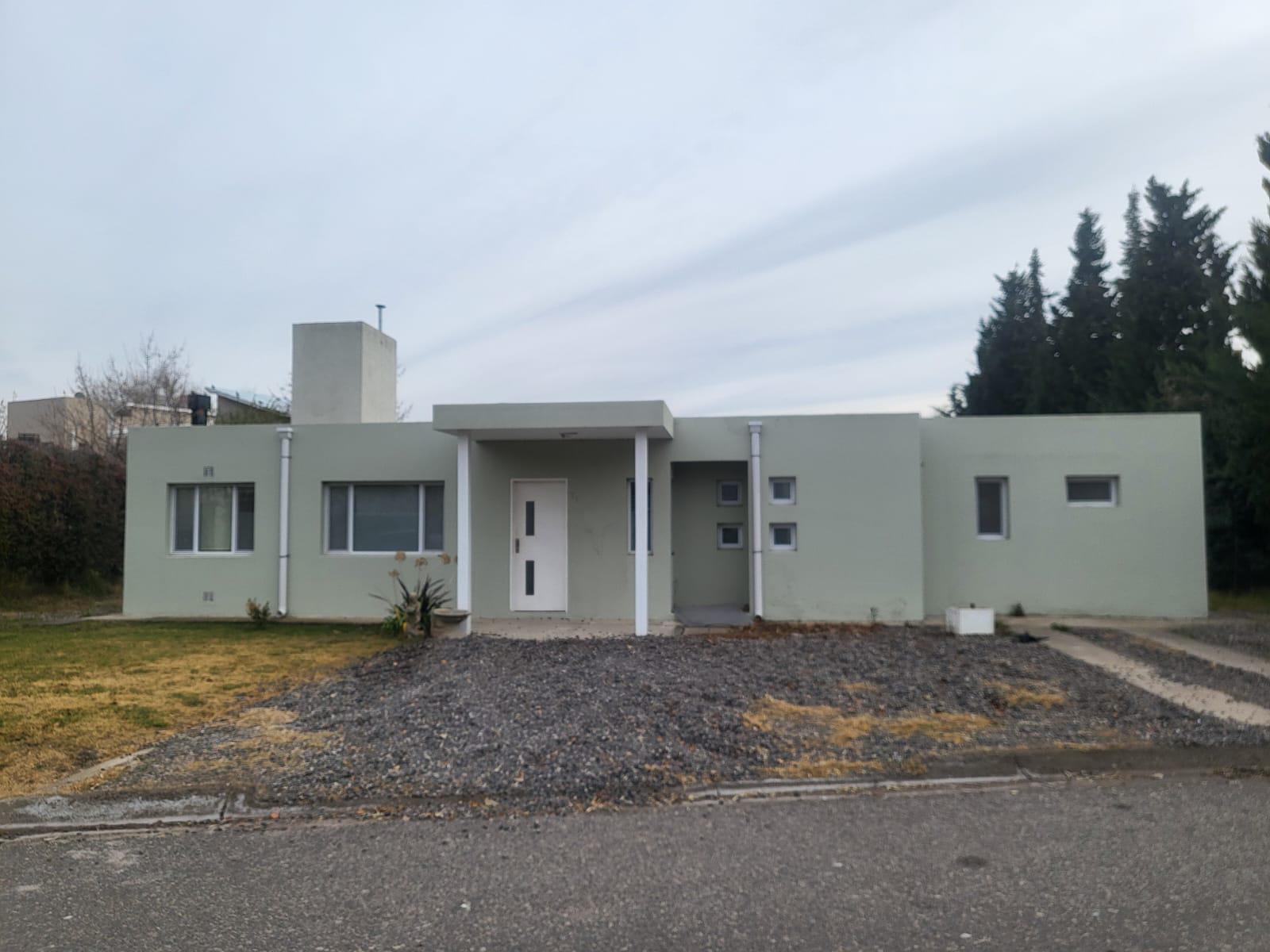 #5261955 | Venta | Casa | Neuquen (QUBO Servicios Inmobiliarios)