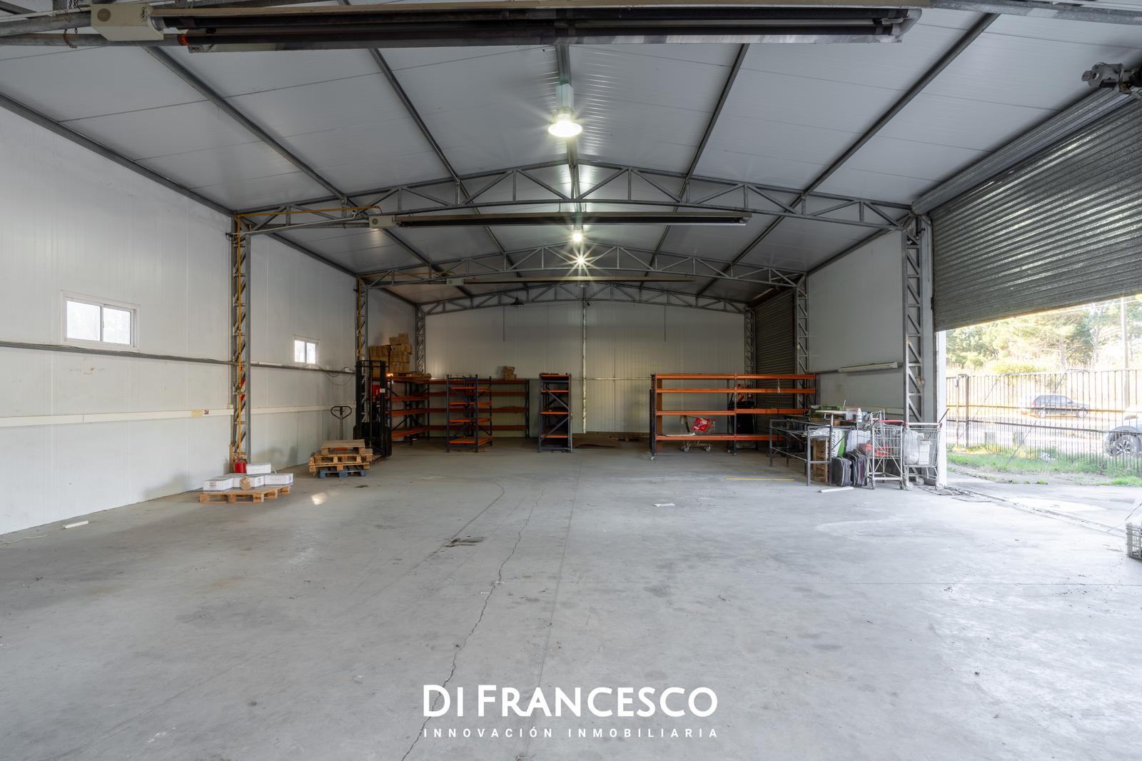 #5239197 | Sale | Warehouse | Ostende (Di Francesco Inmobiliaria)