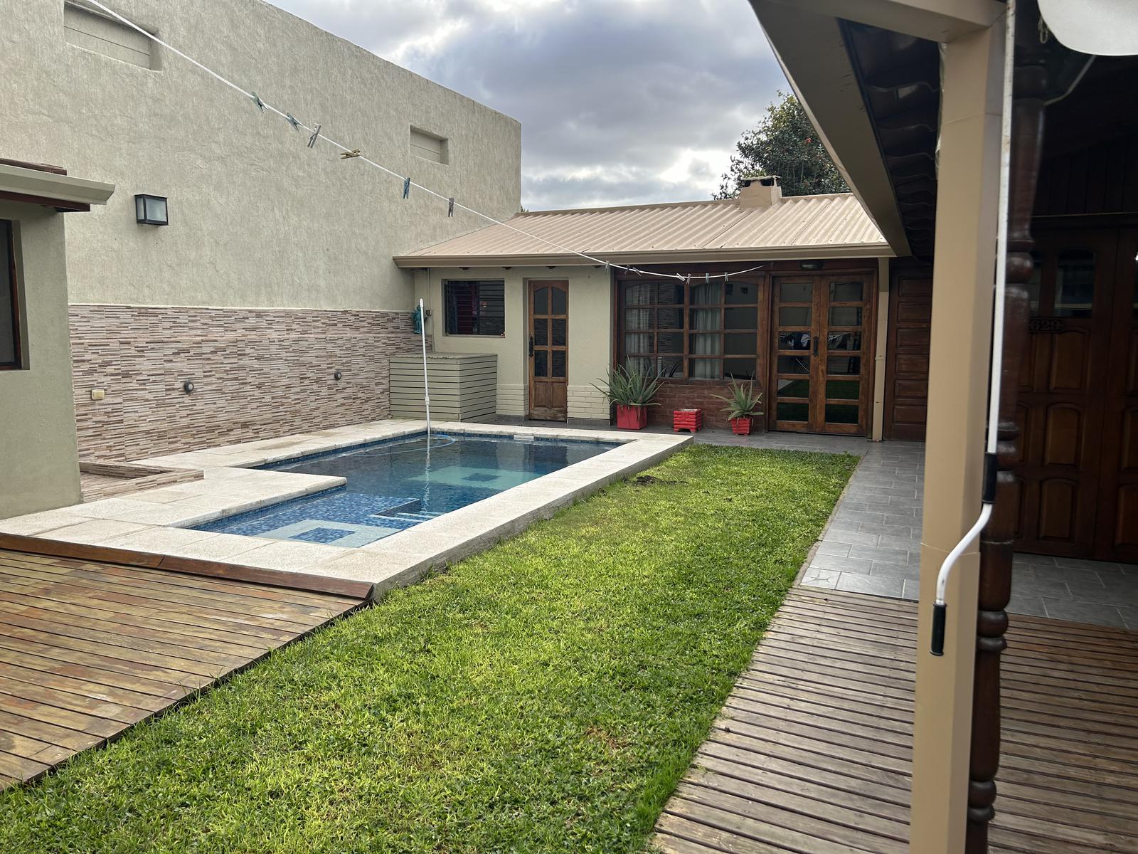 #5091618 | Sale | House | La Plata (Feysulaj Bienes Raices)