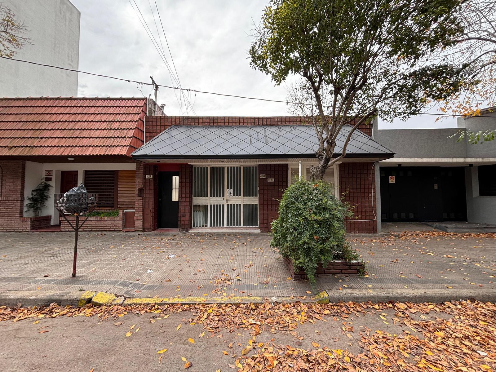 #5068142 | Alquiler | PH | La Plata (Seoane Inmobiliaria)