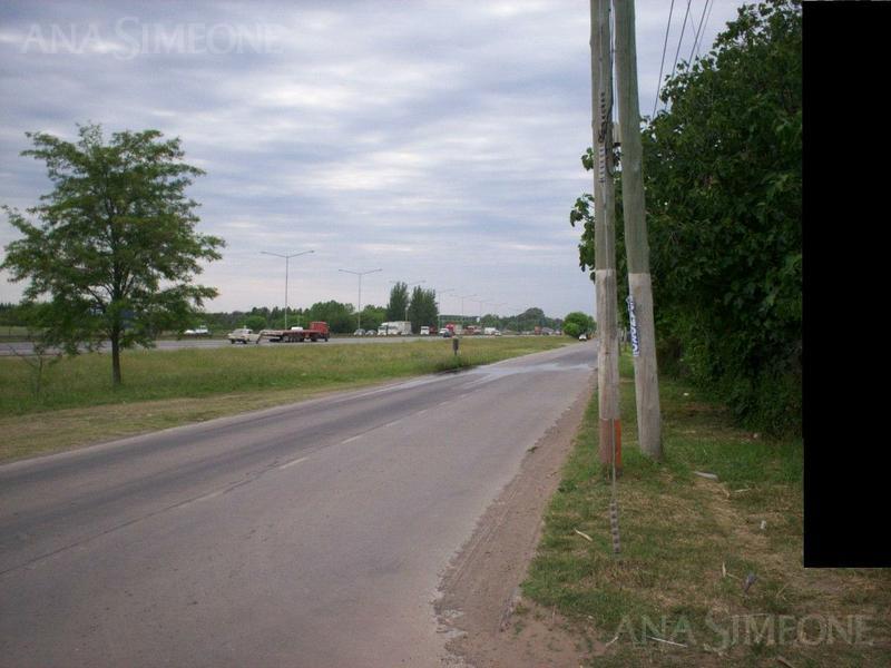 #185777 | Alquiler | Lote | Loma Verde (Ana Simeone | Inmuebles Corporativos)