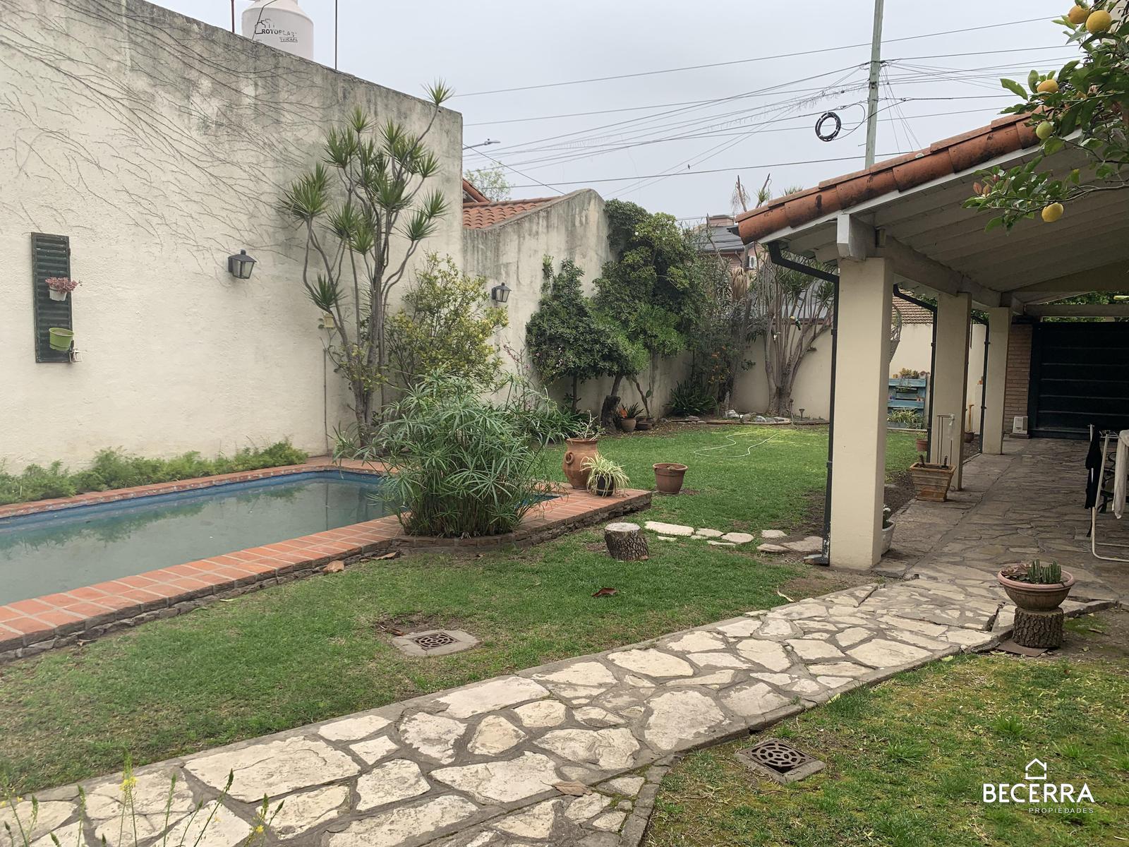 #5021522 | Venta | Casa | Hurlingham (Becerra Propiedades)