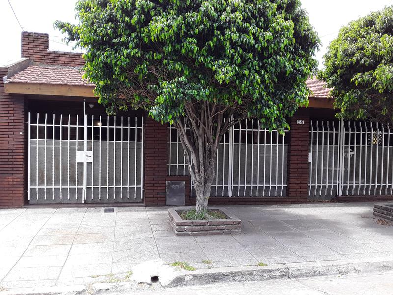 #3824818 | Sale | House | Lomas Del Mirador (Boxer Negocios Inmobiliarios)