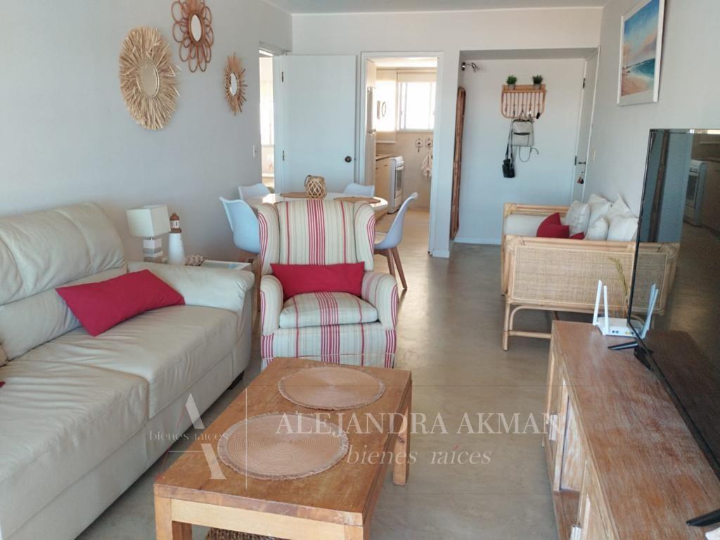 #5288967 | Alquiler Temporal | Departamento | Punta del Este (Alejandra Akman Negocios Inmobiliarios)