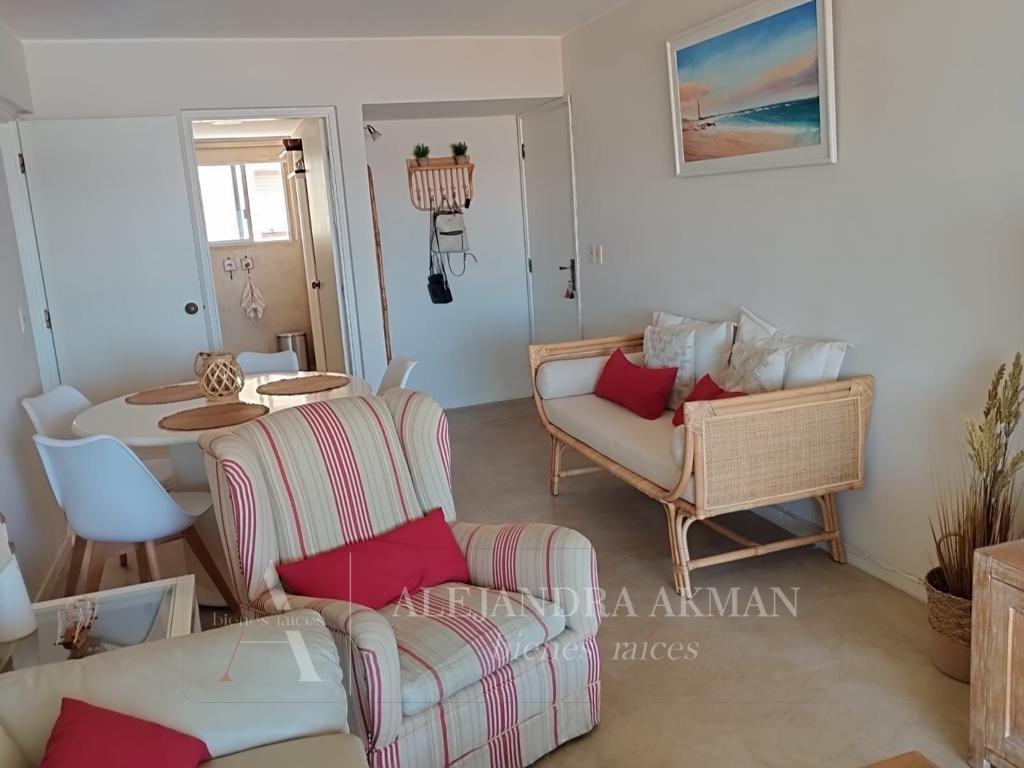 #5288967 | Alquiler Temporal | Departamento | Punta del Este (Alejandra Akman Negocios Inmobiliarios)