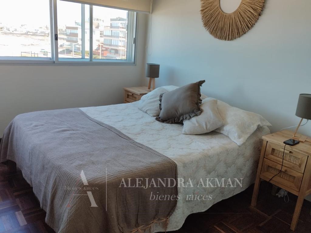 #5288967 | Alquiler Temporal | Departamento | Punta del Este (Alejandra Akman Negocios Inmobiliarios)