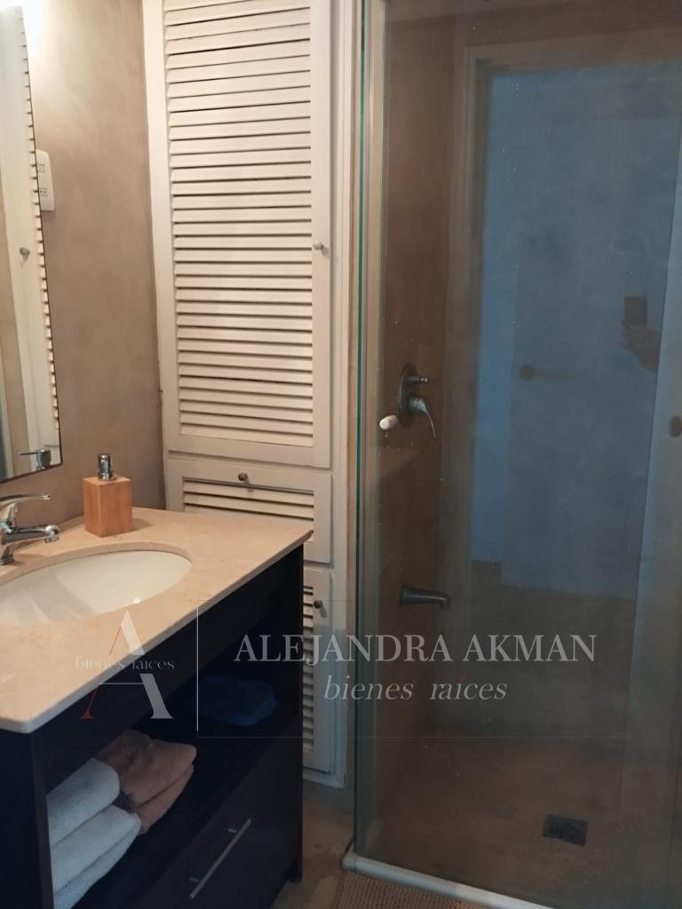 #5288967 | Alquiler Temporal | Departamento | Punta del Este (Alejandra Akman Negocios Inmobiliarios)