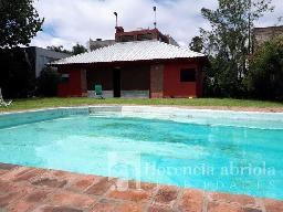 #5467902 | Venta | Casa | Manuel B Gonnet (Abriola propiedades)