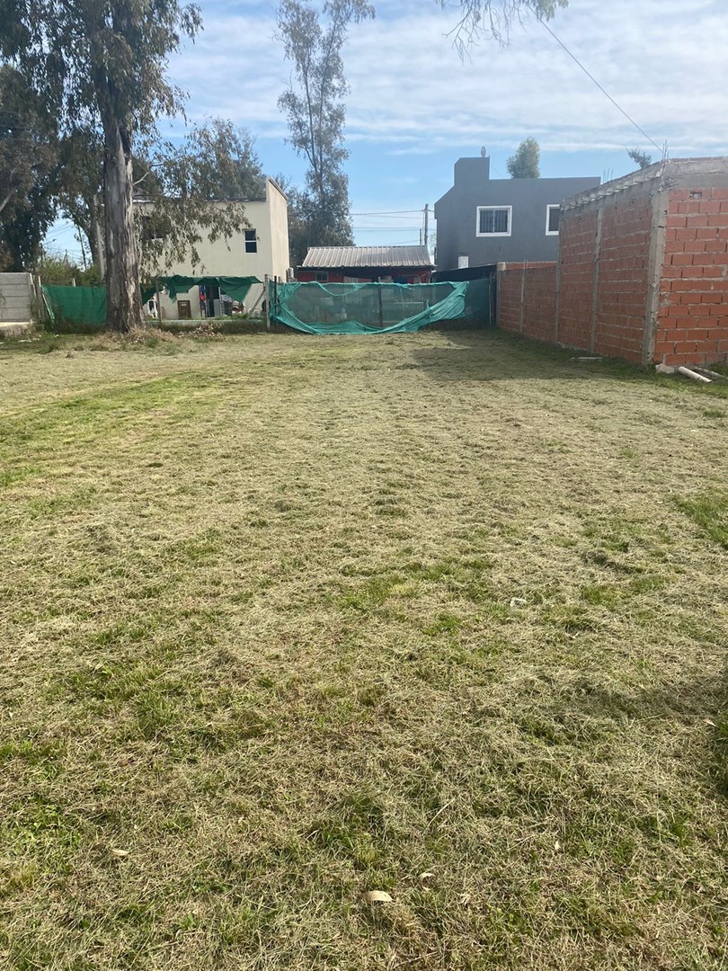 #5385714 | Venta | Lote | Barrio Parque Lambare (Ana Barbeito Negocios Inmobiliarios)