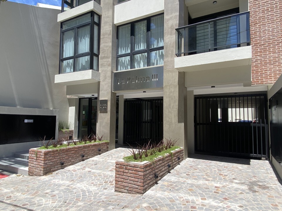 #3996517 | Venta | Departamento | Playa Grande (Alejandra Ordoñez)